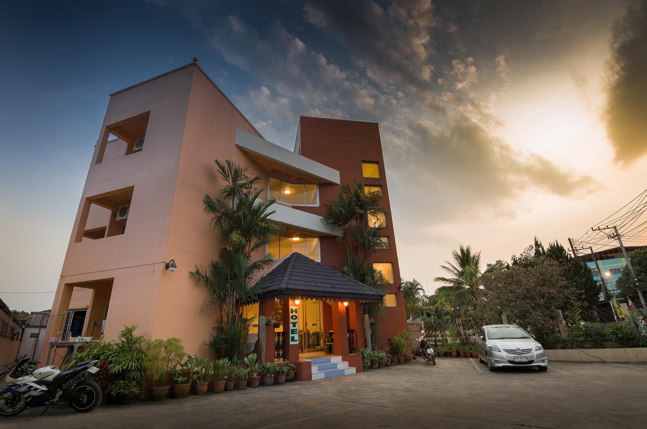 Baansilp Hotel Chiang Rai Eksteriør bilde